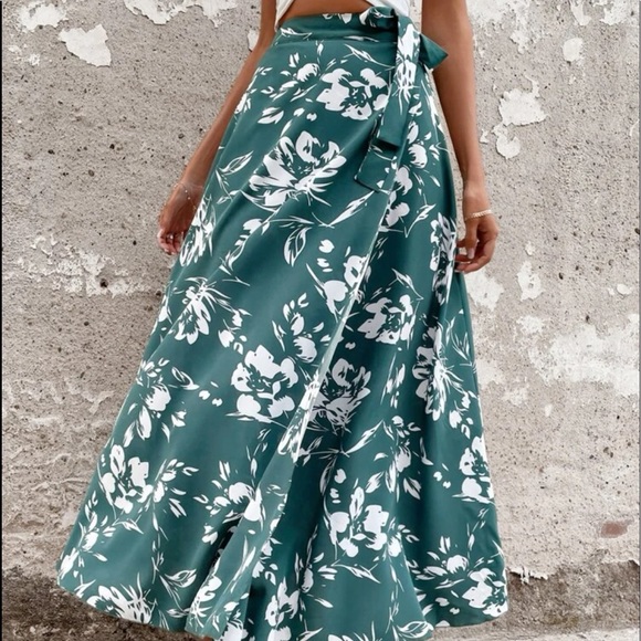 Boho Floral Print Belted Skirt - Picture 11 of 13
